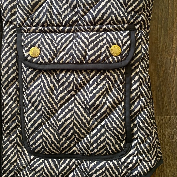 Kenar Women’s Vest. - Picture 2 of 4